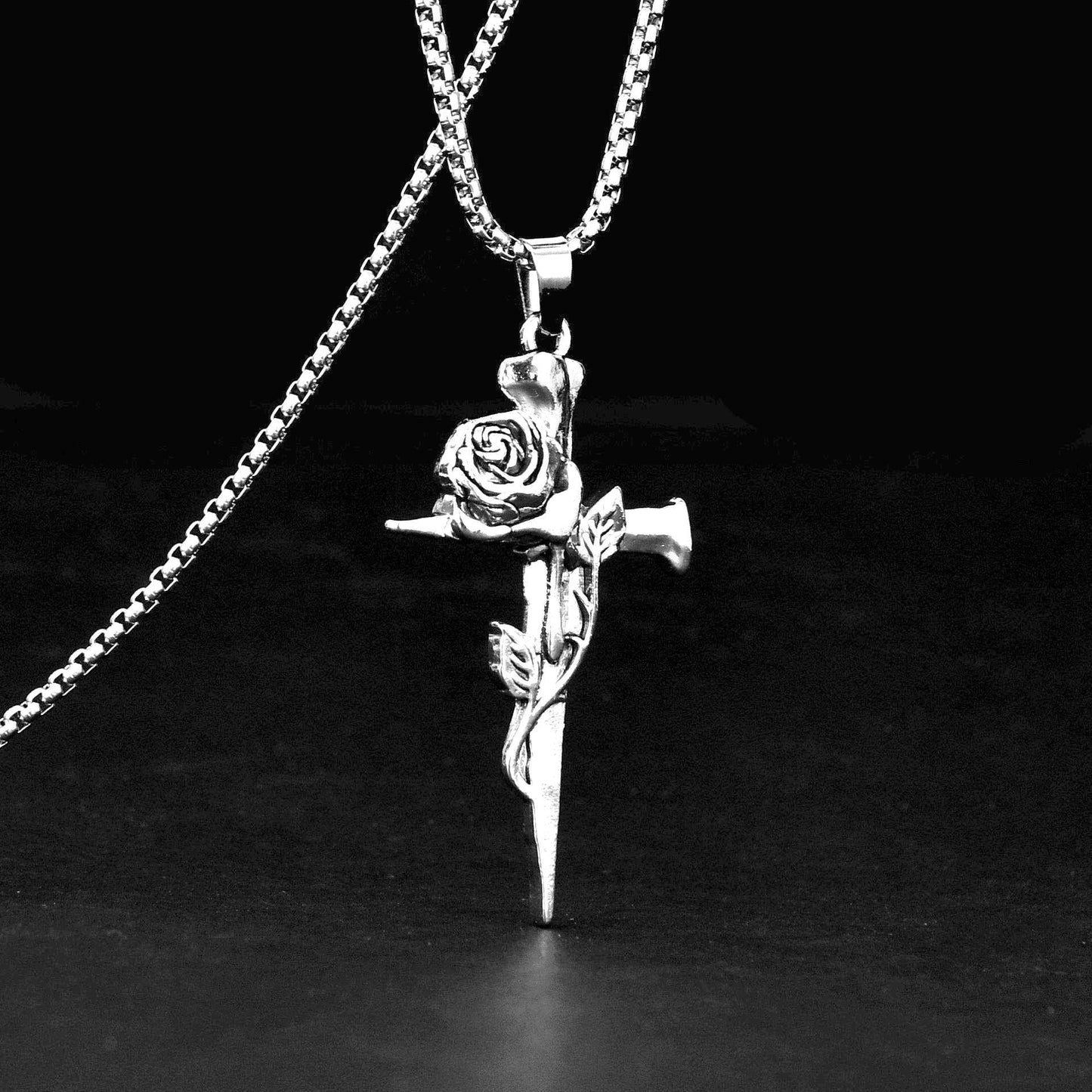 CZTICLE® Eternal Rose & Cross Vintage Pendant