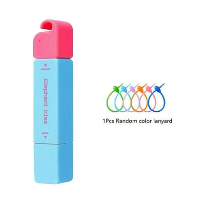 Portable Instant Stain Remover Pen for Clothes, Travel-Friendly Spot Cleaner with Built-in Brush Applicator, Quick Treatment for Coffee, Wine, Sauce, Makeup & Everyday Fabric Stains