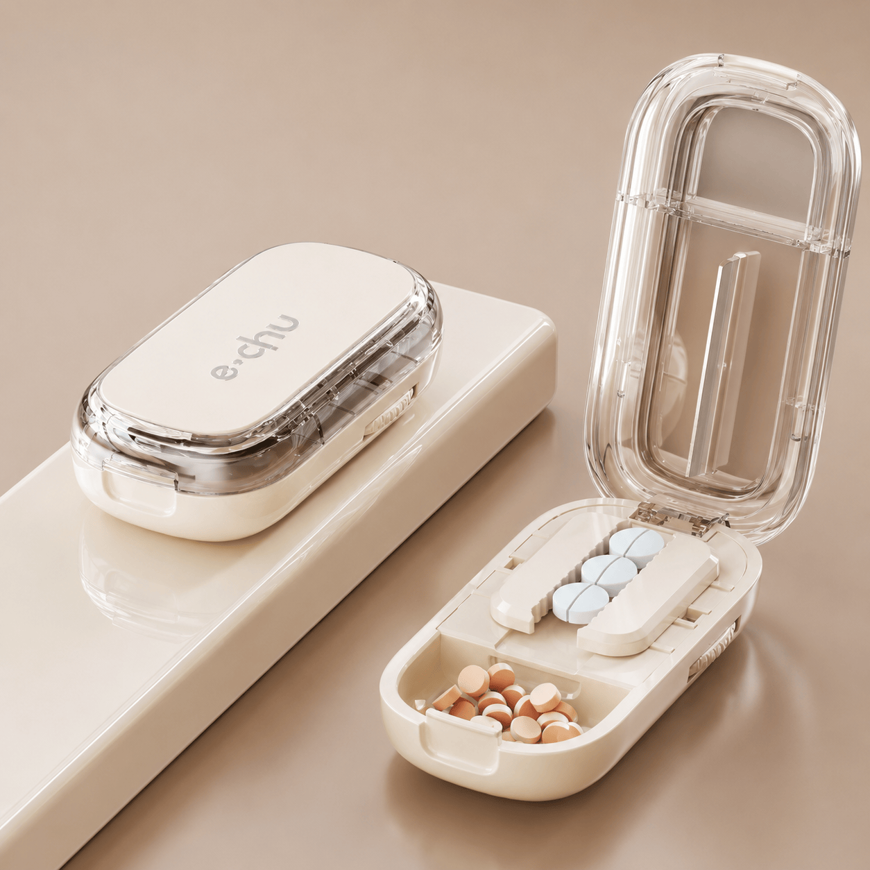 White | 1/2 Pill Cutter